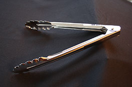 Salad tongs